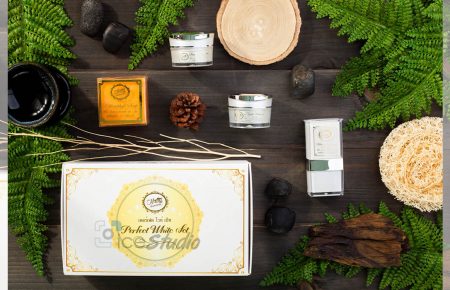 จัดถ่ายภาพสินค้าพร้อมของประกอบฉาก Natty Skincare